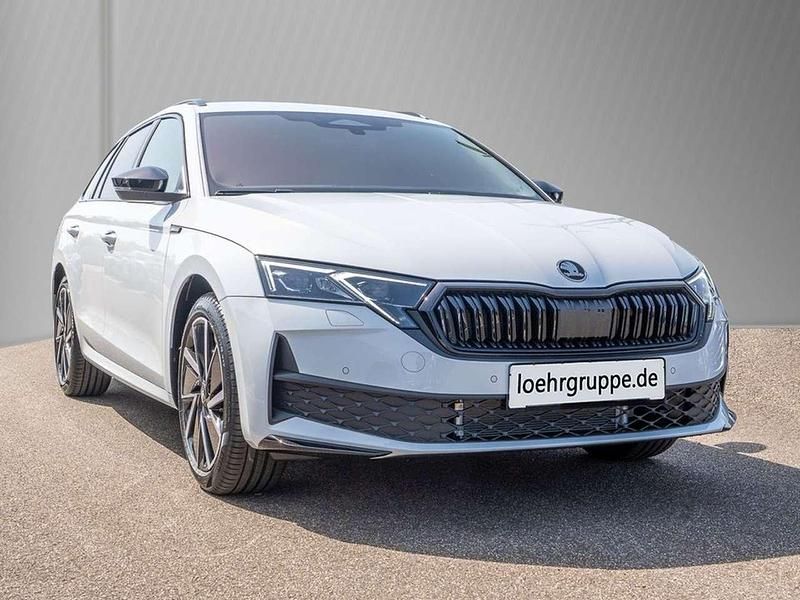 Gebraucht Skoda Octavia SportLine 150 PS (110 kW) 2025 Moonweiss metallic Kombi