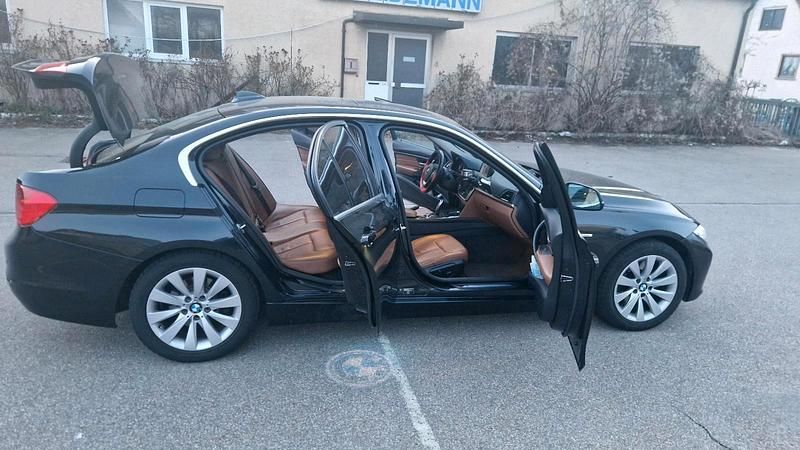 Gebraucht BMW 328 Luxury Line 245 PS (180 kW) 2012 Schwarz Limousine