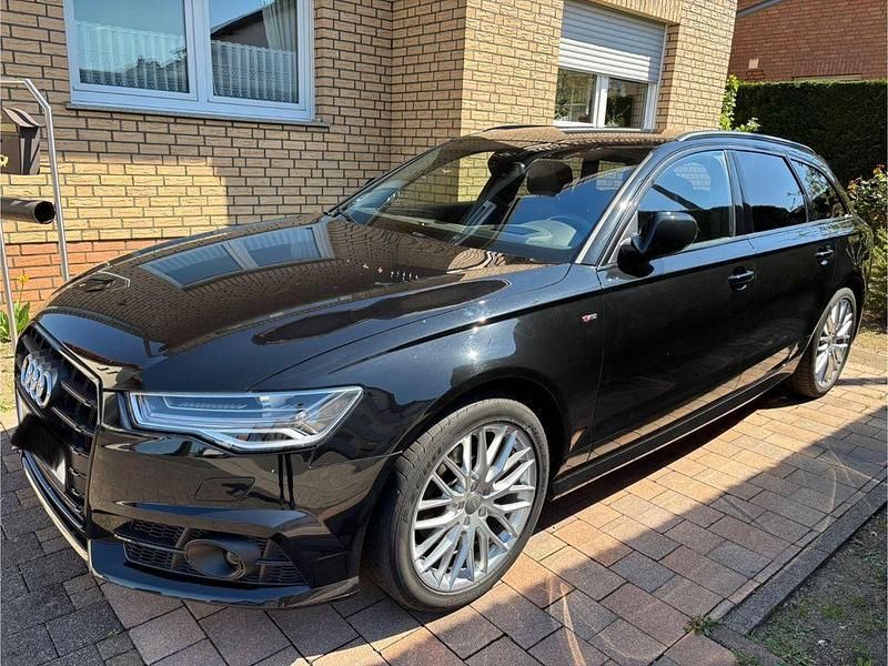 Schwarz Gebraucht 2017 Audi A6 Comfort Kombi | 26.490 € (Teuer) - Bild 1/4