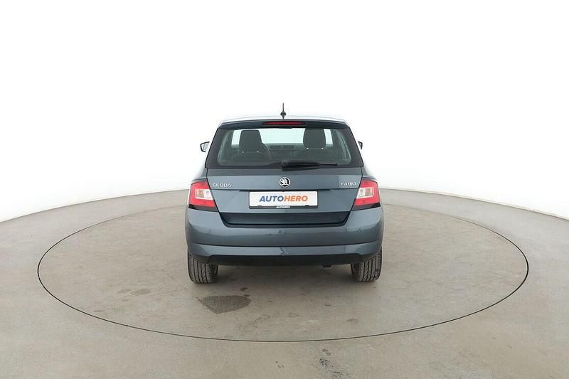 Gebraucht Skoda Fabia Cool Edition 75 PS (55 kW) 2017 Grau Limousine