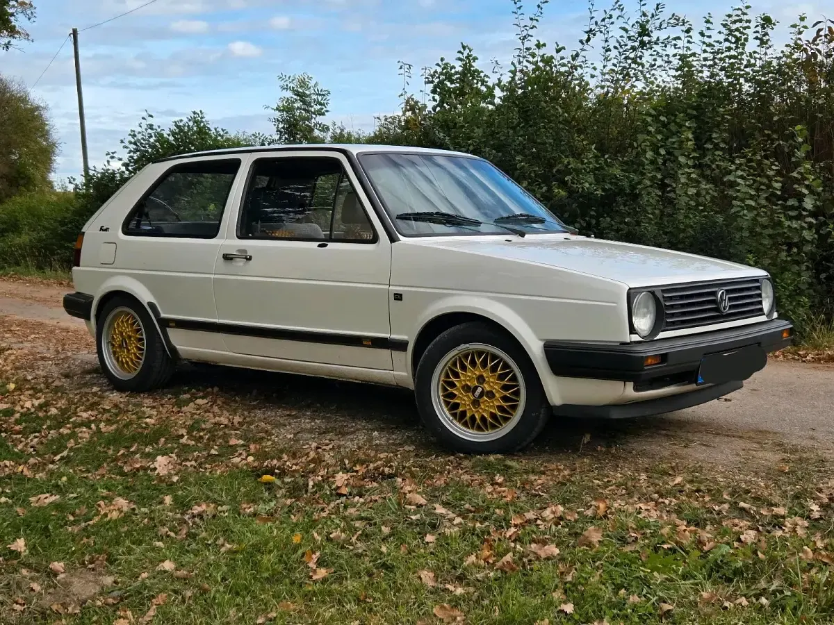 Gebraucht VW Golf II 56 PS (41 kW) 1986 Weiß Kleinwagen