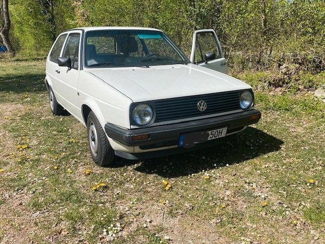 Weiß Gebraucht 1987 VW Golf II Kleinwagen | 5.500 € - Bild 1/4
