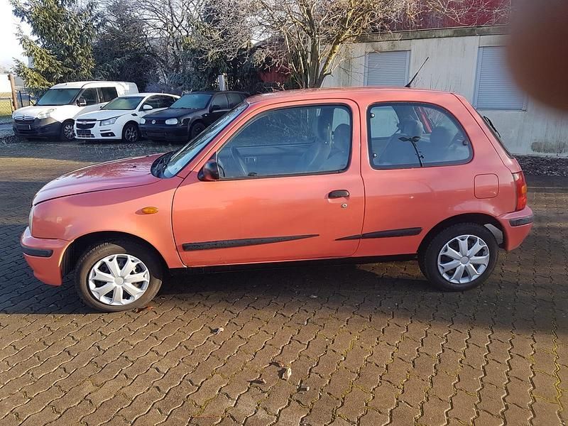 Gebraucht Nissan Micra 54 PS (39 kW) 1998 Rot Kleinwagen