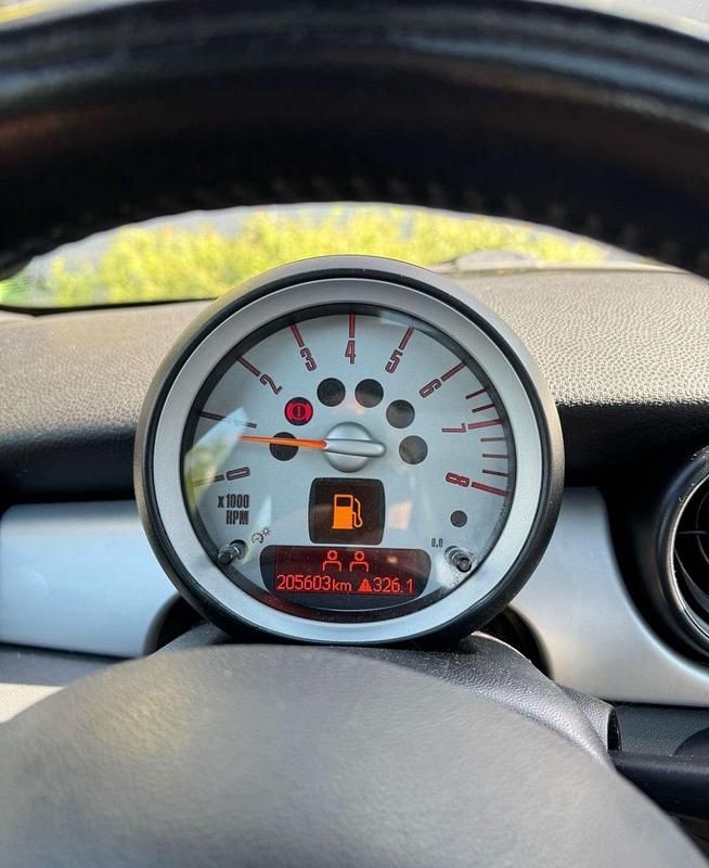 Gebraucht Mini Cooper 75 PS (55 kW) 2009 Silber Kleinwagen