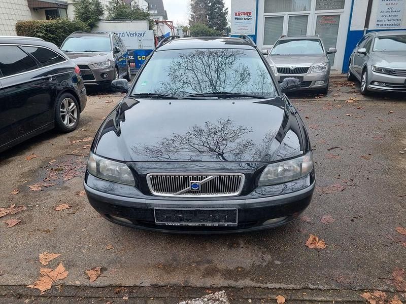 Gebraucht Volvo V70 140 PS (102 kW) 2002 Other Kombi