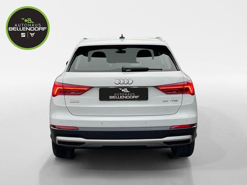 Gebraucht Audi Q3 Advanced 150 PS (110 kW) 2018 Gletscherweiß metallic SUV