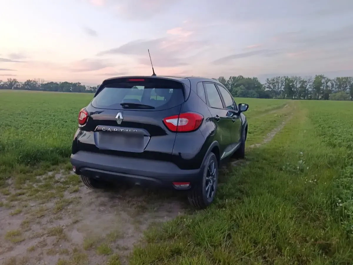 Occasion Renault Captur 90 ch (66 kW) 2017 Noir SUV