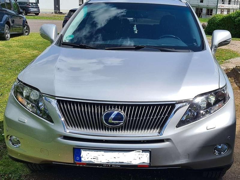 Silber Gebraucht 2010 Lexus RX450h Executive Line SUV | 14.450 € (Etwas zu teuer) - Bild 1/4