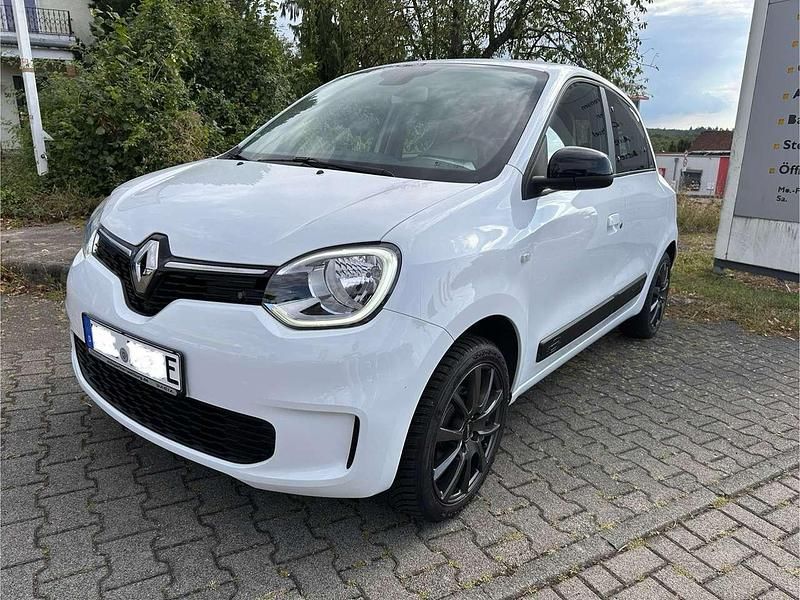 Gebraucht Renault Twingo Equilibre 60 kW (82 PS) 2022 Crystal weiss Kleinwagen