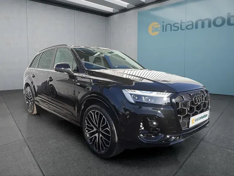 Gebraucht Audi Q7 489 PS (359 kW) 2026 Schwarz SUV