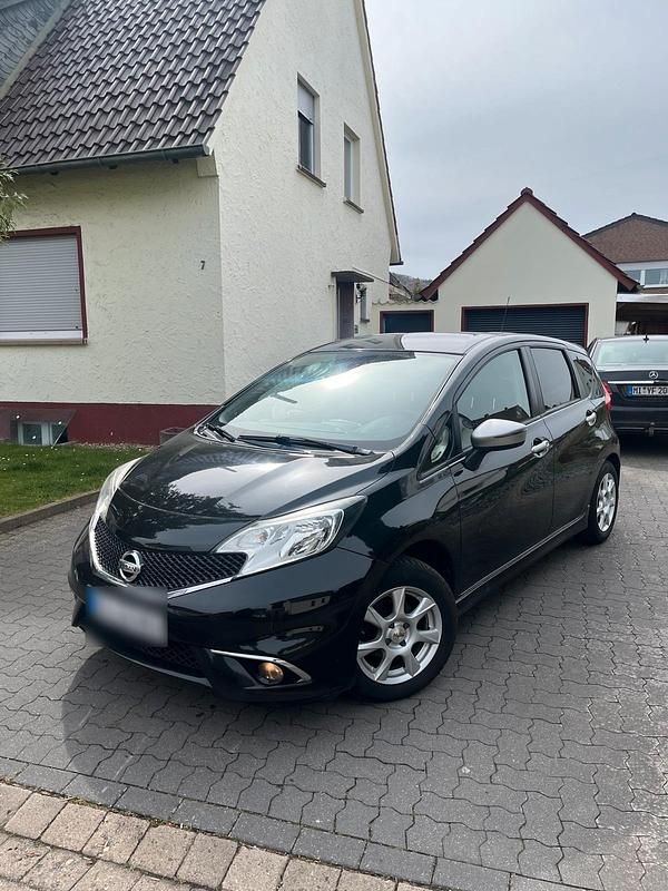 Second-hand Nissan Note 98 CP (72 kW) 2015 Negru Hatchback