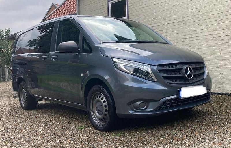 Gebraucht Mercedes Vito 190 PS (139 kW) 2016 Grau Van