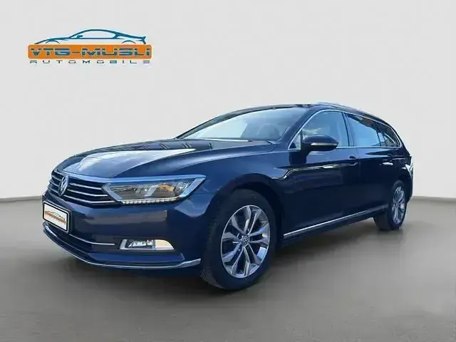 Second-hand VW Passat Highline 150 CP (110 kW) 2016 Albastru Break