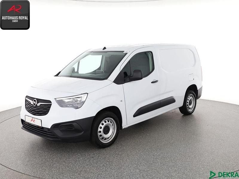 Weiß Gebraucht 2022 Opel Combo Van / Kleinbus | 14.880 € (Fairer Preis) - Bild 1/4