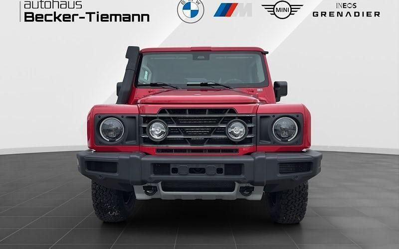 Neu Ineos Grenadier 249 PS (183 kW) 2025 Schwarz Kombi