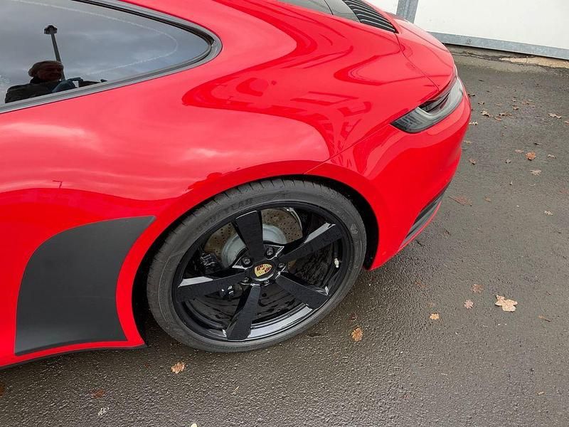 Gebraucht Porsche 992 Chrono 450 PS (330 kW) 2019 Rot