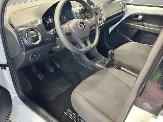 Używany VW up! 65 KM (47 kW) 2020 Biały Hatchback