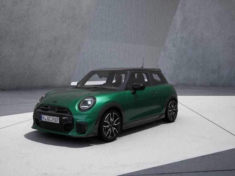 Second-hand Mini Cooper 114 kW (156 CP) 2025 Verde Hatchback