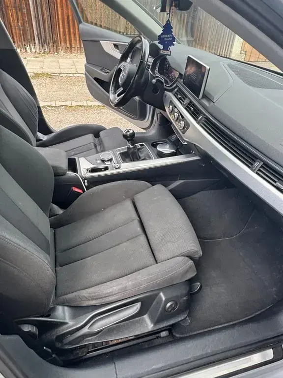 Gebraucht Audi A4 Sport 150 PS (110 kW) 2016 Silber Limousine