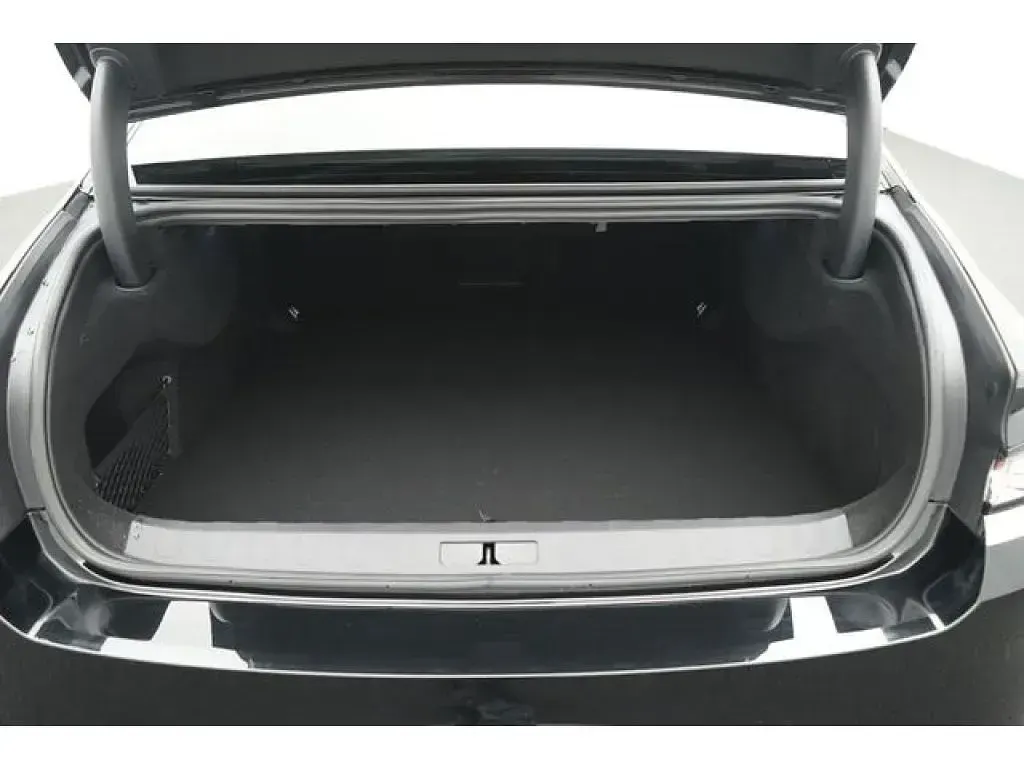Gebraucht DS Automobiles DS9 Rivoli Plus 250 PS (183 kW) 2025 Perlaneraschwarz (metallic) Limousine