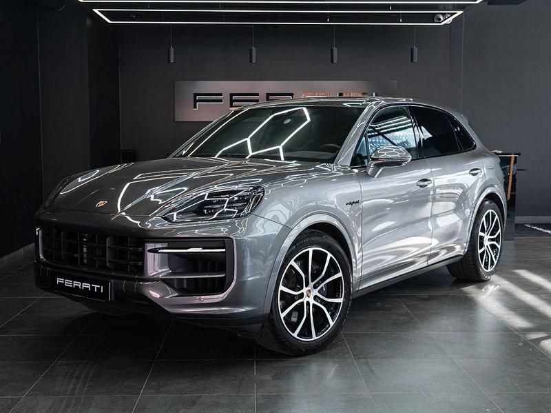 Gebraucht Porsche Cayenne 470 PS (345 kW) 2024 Grau SUV