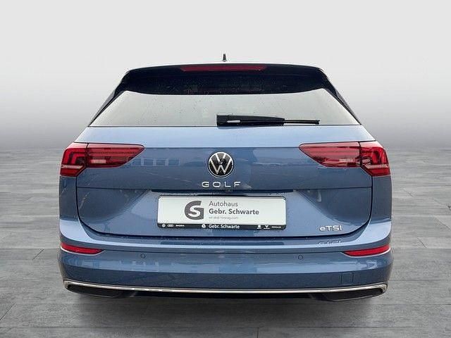 Gebraucht VW Golf VIII Style 150 PS (110 kW) 2025 Blau Kombi