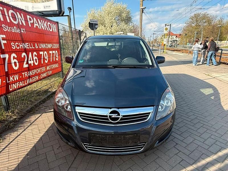Usata Opel Zafira Edition 140 CV (102 kW) 2010 Blu Monovolume