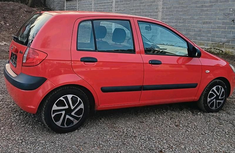 Gebraucht Hyundai Getz 66 PS (48 kW) 2008 Rot Kleinwagen