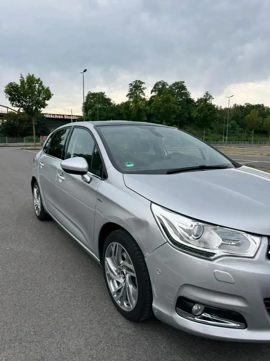 Gebraucht Citroën C4 120 PS (88 kW) 2011 Grau Limousine