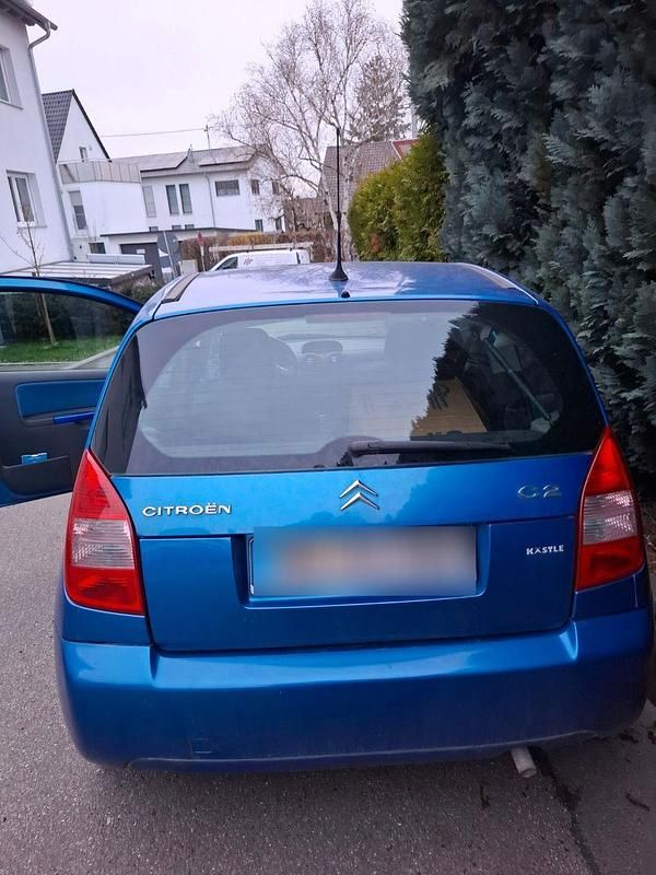 Gebraucht Citroën C2 Comfort 73 PS (53 kW) 2006 Blau Kleinwagen