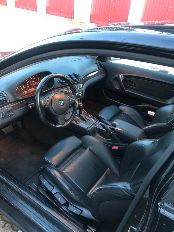 Gebraucht BMW 320 150 PS (110 kW) 2003 Schwarz Coupé