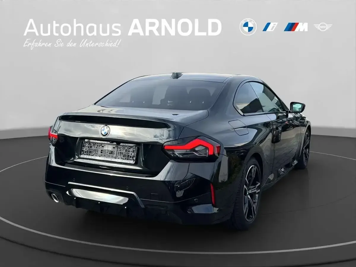 Gebraucht BMW 220 M Sport 190 PS (139 kW) 2025 Saphirschwarz Coupé