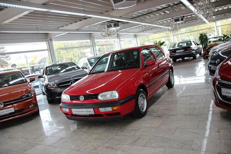 Gebraucht VW Golf III 75 PS (55 kW) 1992 Rot Kleinwagen