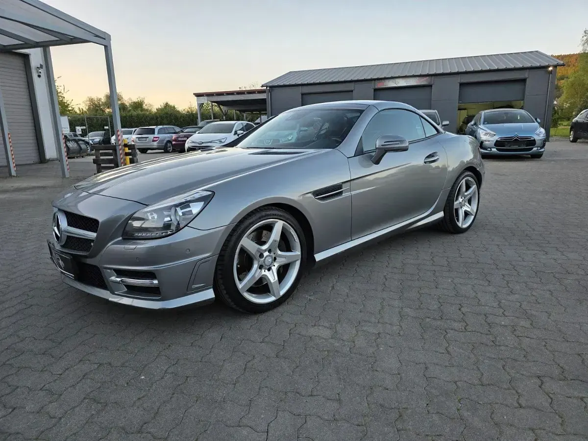 Gebraucht Mercedes SLK250 AMG 204 PS (150 kW) 2012 Silber Cabrio