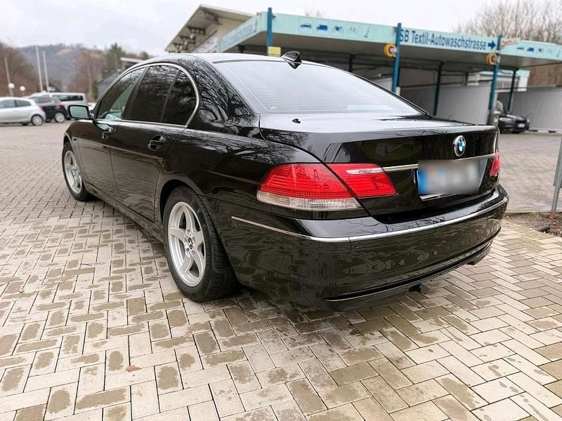 Gebraucht BMW 730 231 PS (169 kW) 2006 Schwarz Limousine