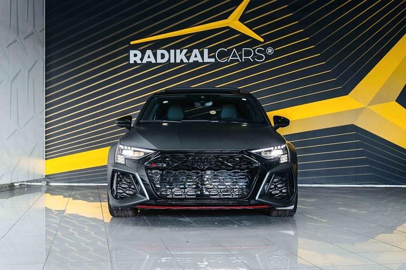 Gebraucht Audi RS3 Sport 407 PS (299 kW) 2023 Grau Limousine