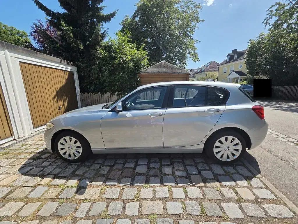 Gebraucht BMW 116 109 PS (80 kW) 2019 Grau Kleinwagen