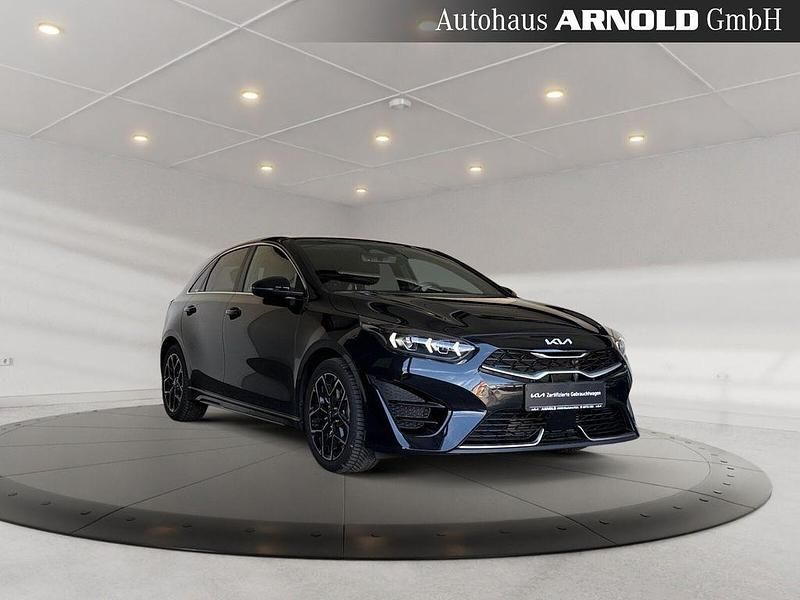 Gebraucht Kia Ceed GT-Line 140 PS (102 kW) 2024 Schwarz (zilinaschwarz) Kleinwagen