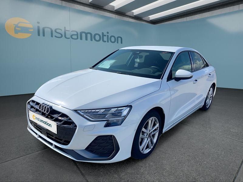 Weiß Gebraucht 2024 Audi A3 S-Line Limousine | 34.049 € (Fairer Preis) - Bild 1/4