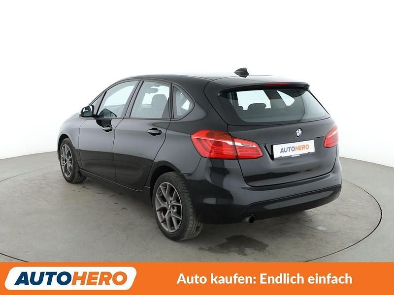 Gebraucht BMW 218 Active Tourer Basis 136 PS (100 kW) 2015 Schwarz Van / Kleinbus