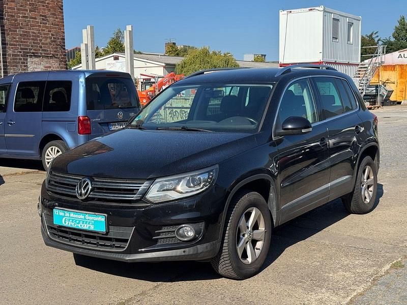 Schwarz Gebraucht 2011 VW Tiguan Sportline SUV | 9.990 € (Fairer Preis) - Bild 1/4