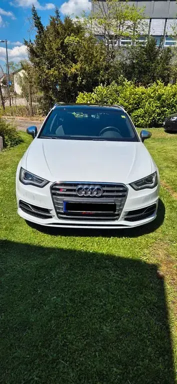 Gebraucht Audi S3 Sport 300 PS (220 kW) 2015 Weiß Limousine