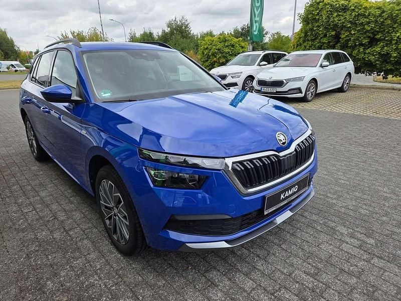 Energyblau Gebraucht 2022 Skoda Kamiq Tour SUV | 21.490 € (Guter Preis) - Bild 1/4
