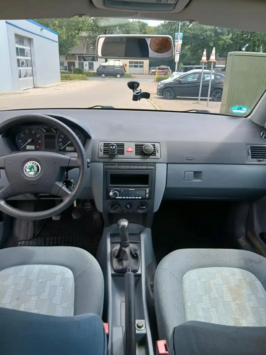 Gebraucht Skoda Fabia 70 PS (51 kW) 2002 Blau Limousine