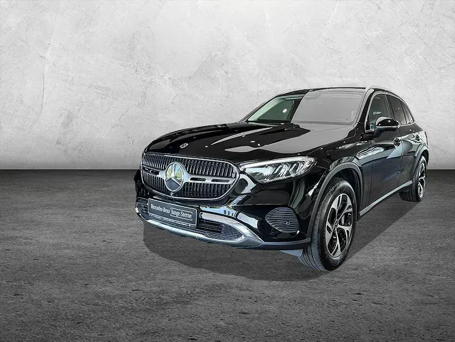 Gebraucht Mercedes GLC300 Avantgarde 204 PS (150 kW) 2023 Schwarz SUV