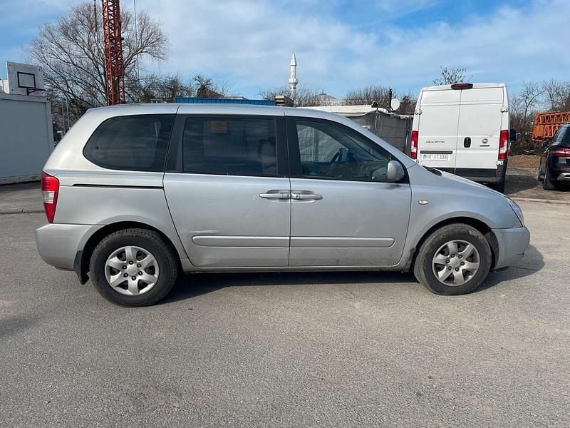 Gebraucht Kia Carnival 184 PS (135 kW) 2010 Grau Van / Kleinbus