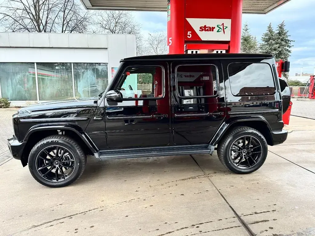 Gebraucht Mercedes G450 AMG line 367 PS (269 kW) 2025 Schwarz SUV