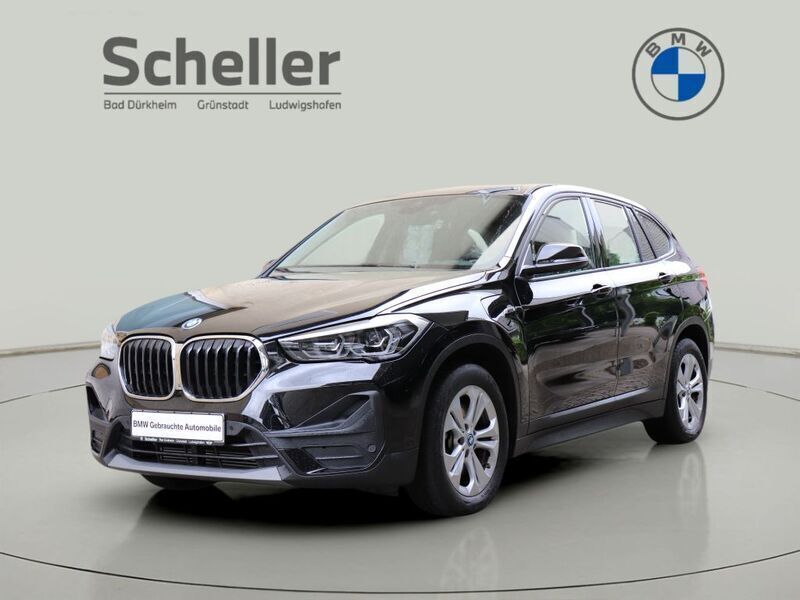 Schwarz uni Gebraucht 2022 BMW X1 Advantage SUV | 24.900 € (Guter Preis) - Bild 1/4