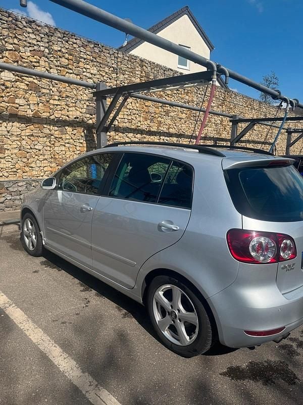 Gebraucht VW Golf VI 80 PS (58 kW) 2010 Silber Kleinwagen