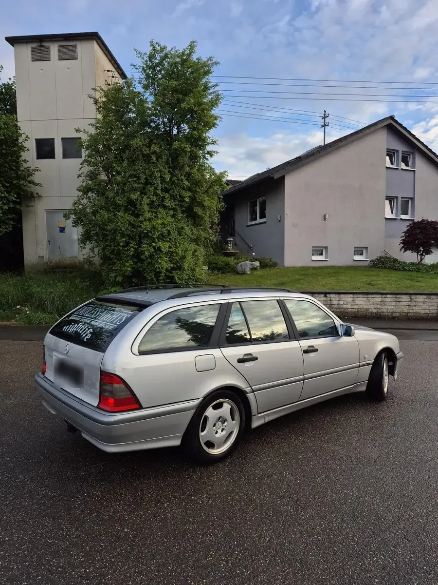 Gebraucht Mercedes C200 192 PS (141 kW) 1999 Silber Kombi